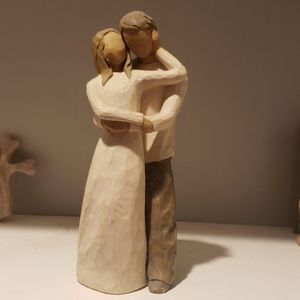 Willowtree Together Statue
